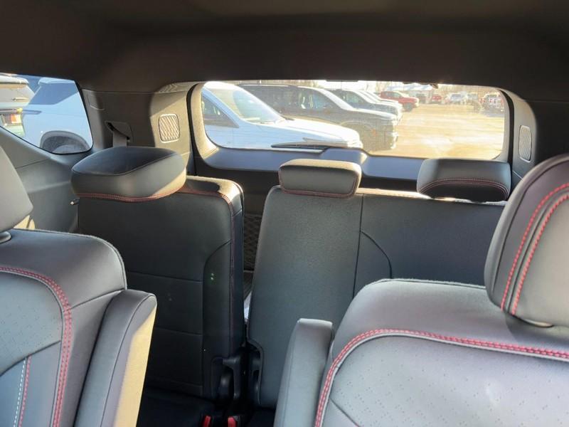 new 2026 Chevrolet Traverse car, priced at $55,310