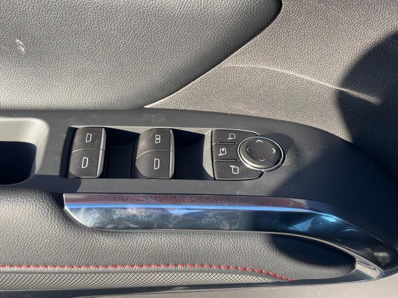 new 2026 Chevrolet Traverse car, priced at $55,310