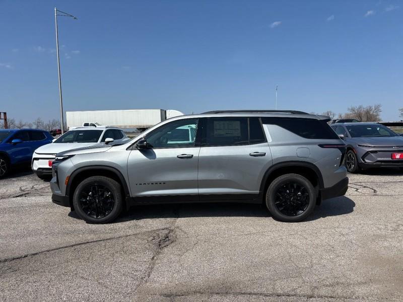 new 2026 Chevrolet Traverse car, priced at $45,145