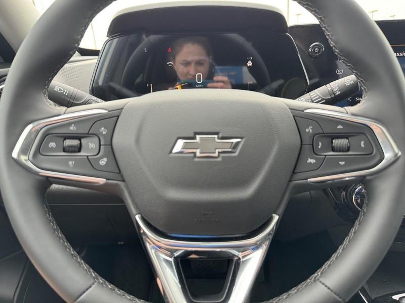 new 2026 Chevrolet Trax car, priced at $27,811