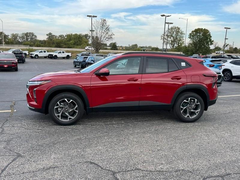 new 2026 Chevrolet Trax car, priced at $25,266