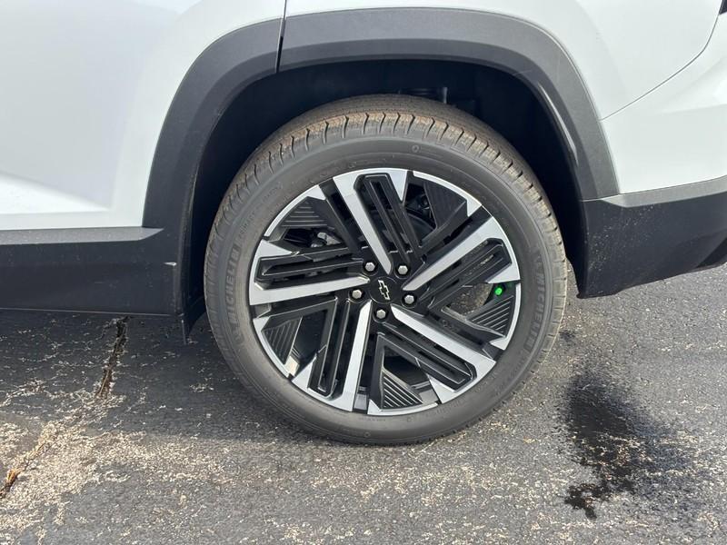 new 2026 Chevrolet Equinox car, priced at $34,995