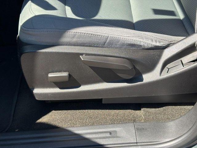 used 2015 Chevrolet Colorado car, priced at $14,700