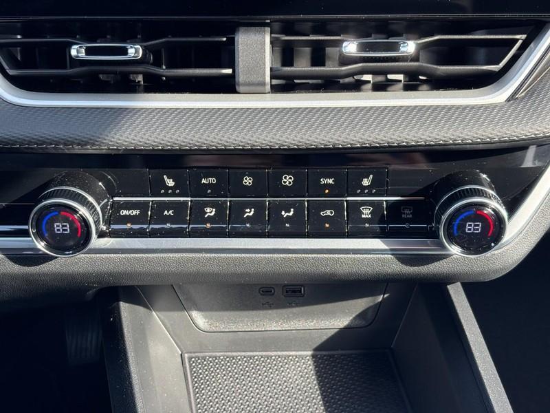 new 2026 Chevrolet Equinox car, priced at $31,427