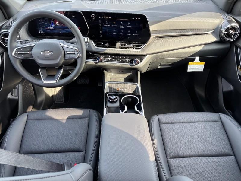 new 2026 Chevrolet Equinox car, priced at $31,427