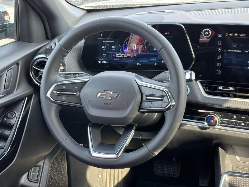 new 2026 Chevrolet Equinox car, priced at $31,427