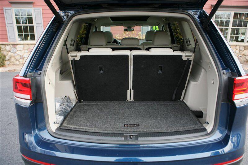 used 2021 Volkswagen Atlas car, priced at $29,900