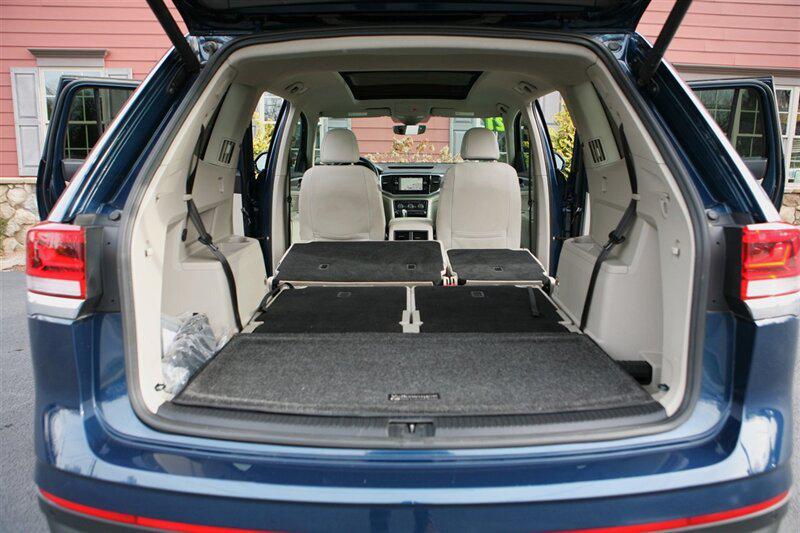 used 2021 Volkswagen Atlas car, priced at $29,900