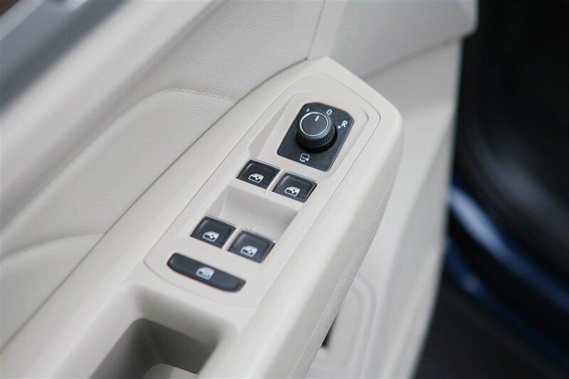 used 2021 Volkswagen Atlas car, priced at $29,900