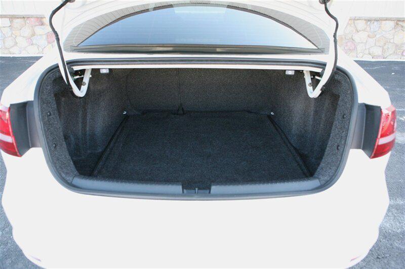 used 2016 Volkswagen Jetta car, priced at $12,900