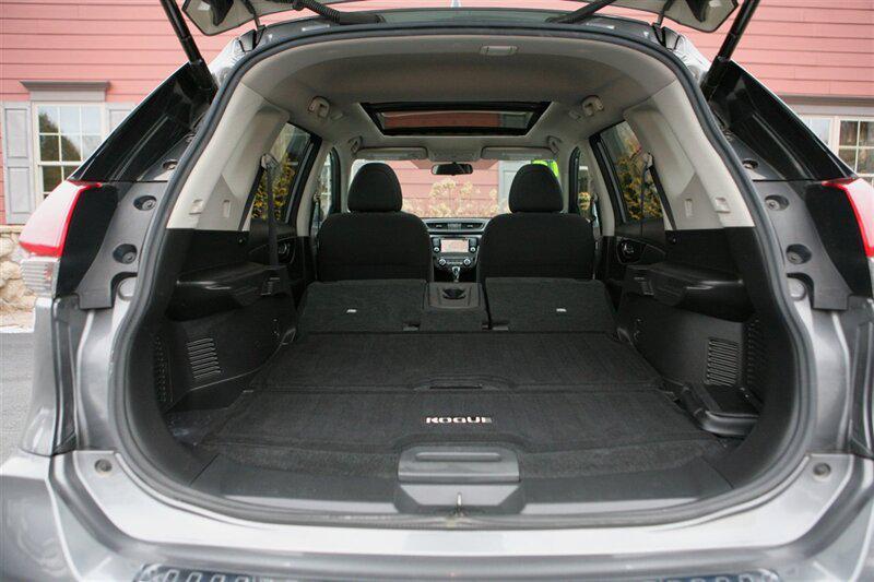 used 2018 Nissan Rogue car, priced at $16,900