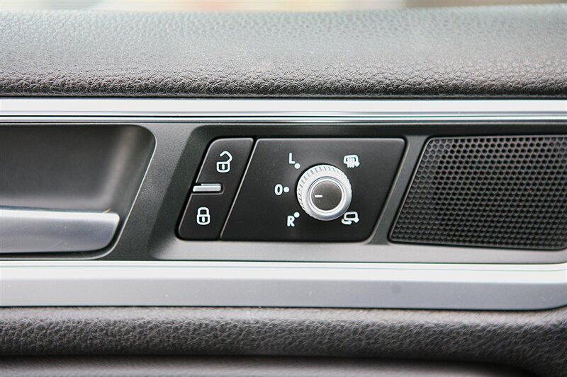 used 2016 Volkswagen Touareg car, priced at $24,900