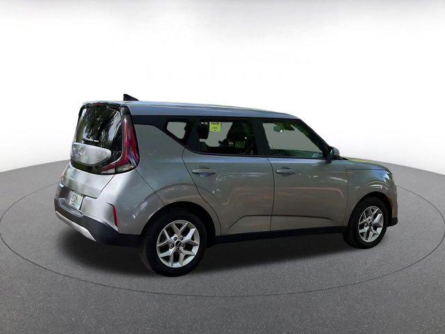 used 2025 Kia Soul car, priced at $17,598