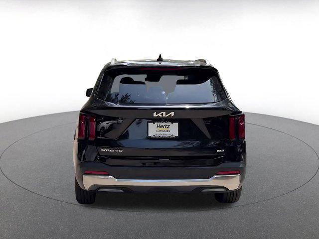 used 2024 Kia Sorento car, priced at $25,098