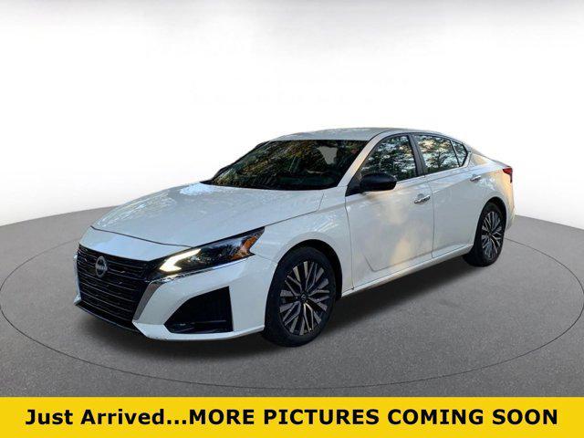 used 2025 Nissan Altima car, priced at $17,605