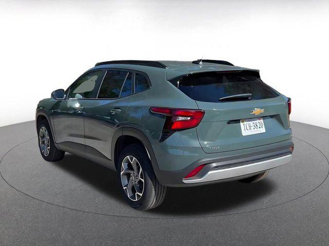 used 2025 Chevrolet Trax car, priced at $18,636