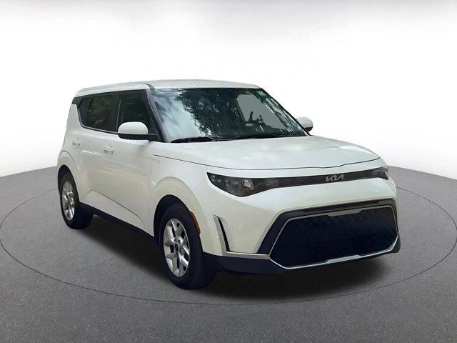 used 2025 Kia Soul car, priced at $17,198