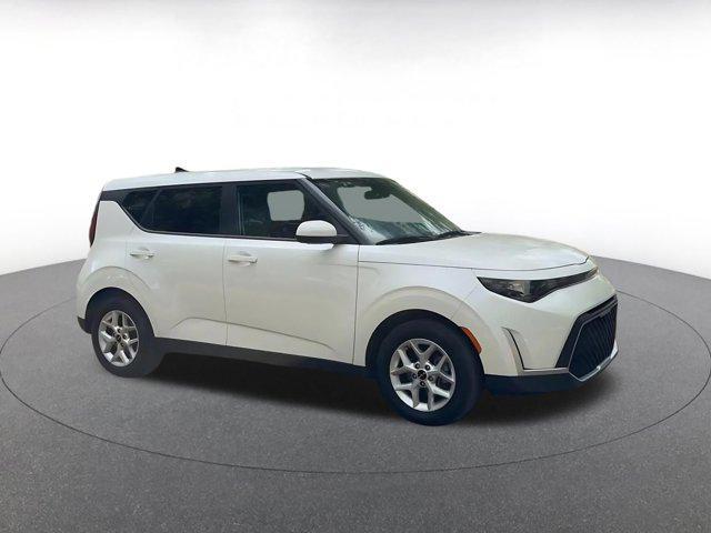 used 2025 Kia Soul car, priced at $17,198