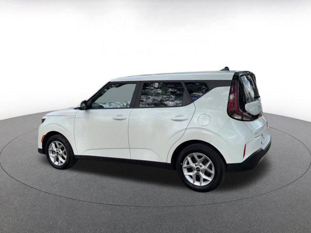 used 2025 Kia Soul car, priced at $17,249