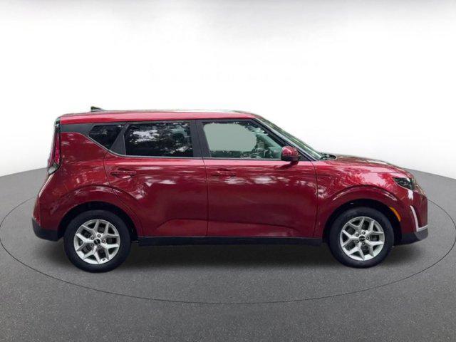 used 2025 Kia Soul car, priced at $17,734