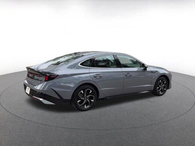 used 2025 Hyundai Sonata car, priced at $20,598