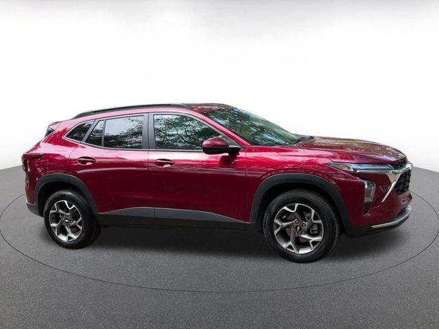 used 2025 Chevrolet Trax car, priced at $19,862