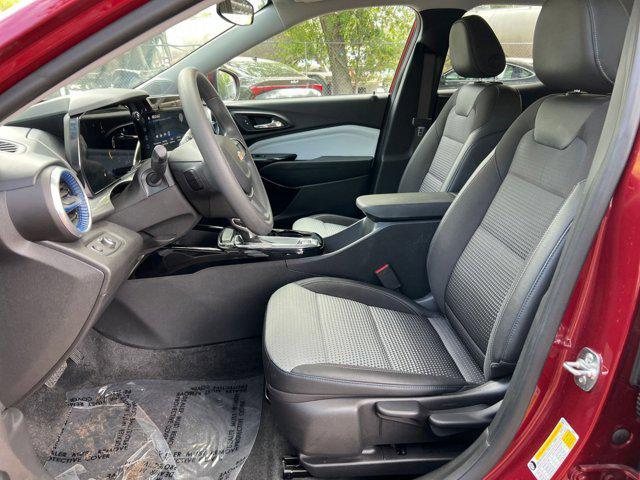used 2025 Chevrolet Trax car, priced at $19,862