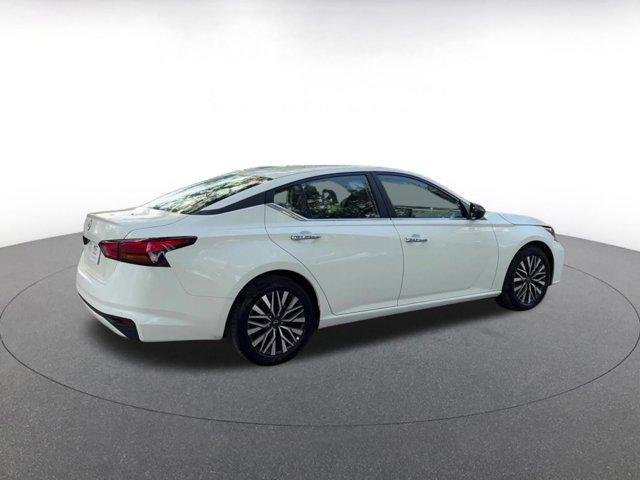 used 2025 Nissan Altima car, priced at $17,928