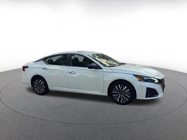 used 2025 Nissan Altima car, priced at $17,928