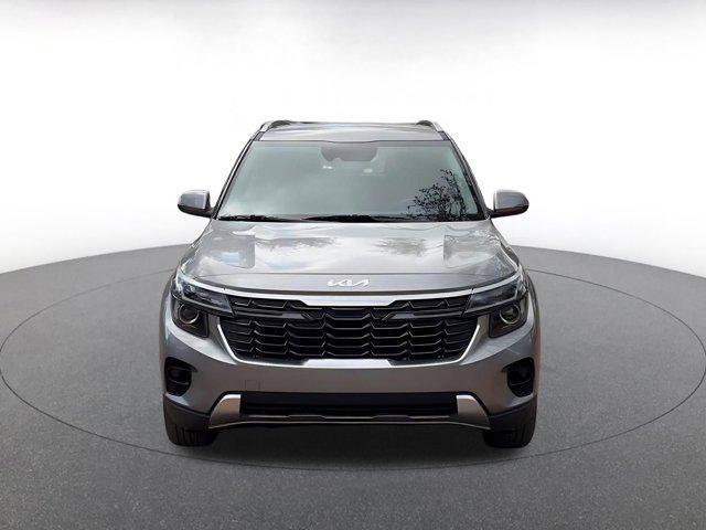 used 2025 Kia Seltos car, priced at $20,995