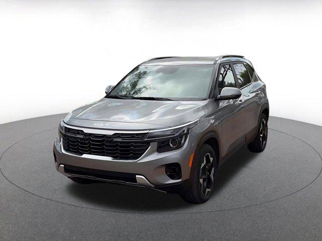 used 2025 Kia Seltos car, priced at $20,995
