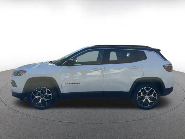 used 2025 Jeep Compass car, priced at $22,000