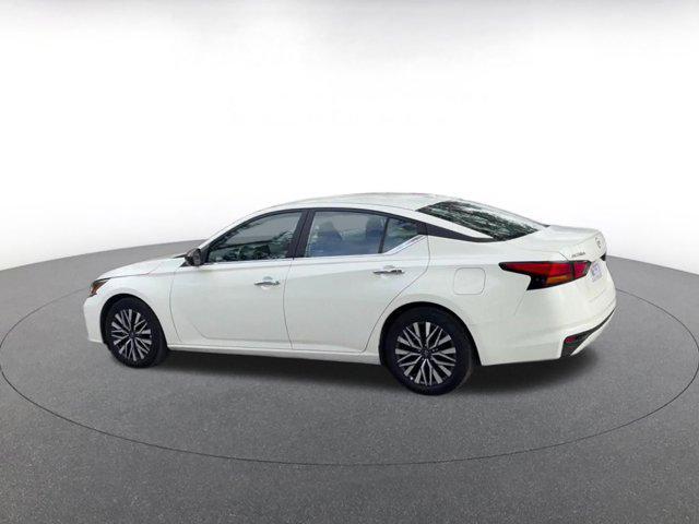 used 2025 Nissan Altima car, priced at $17,931