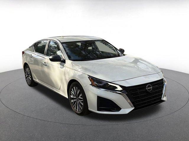 used 2025 Nissan Altima car, priced at $17,931
