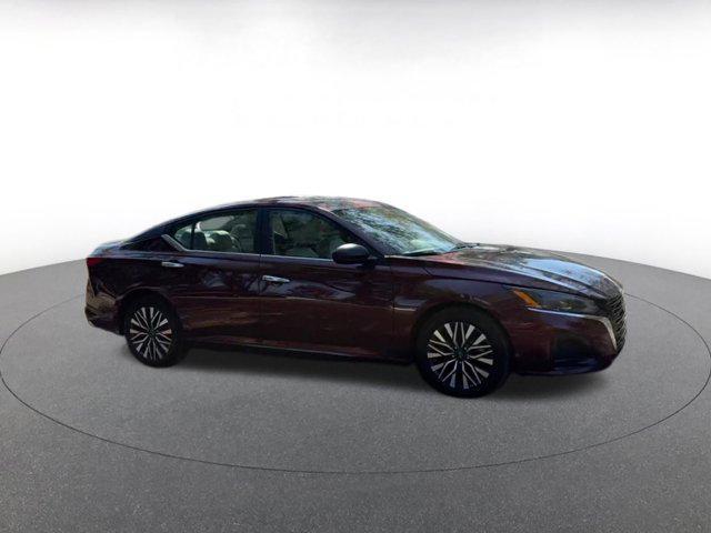 used 2025 Nissan Altima car, priced at $18,279