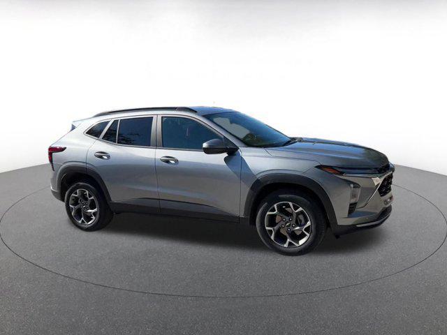 used 2025 Chevrolet Trax car, priced at $18,689