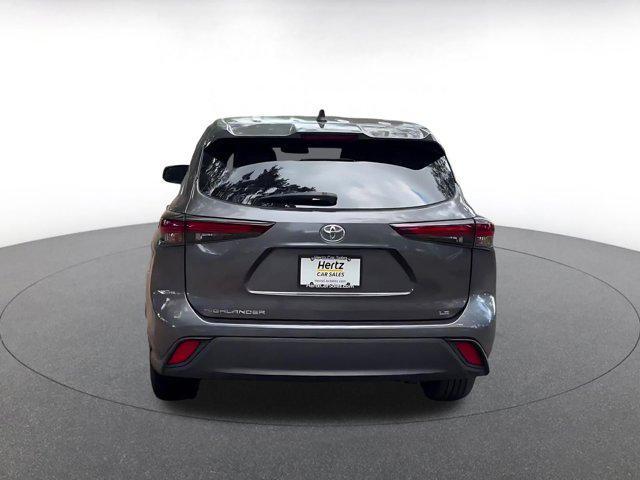 used 2025 Toyota Highlander car, priced at $36,249