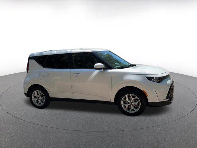 used 2025 Kia Soul car, priced at $17,349