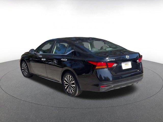 used 2025 Nissan Altima car, priced at $17,946