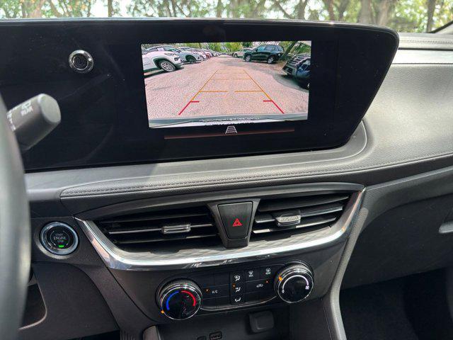used 2025 Buick Encore GX car, priced at $21,398