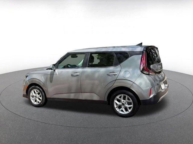 used 2025 Kia Soul car, priced at $17,238