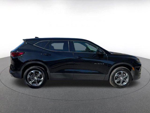 used 2025 Chevrolet Blazer car, priced at $23,995