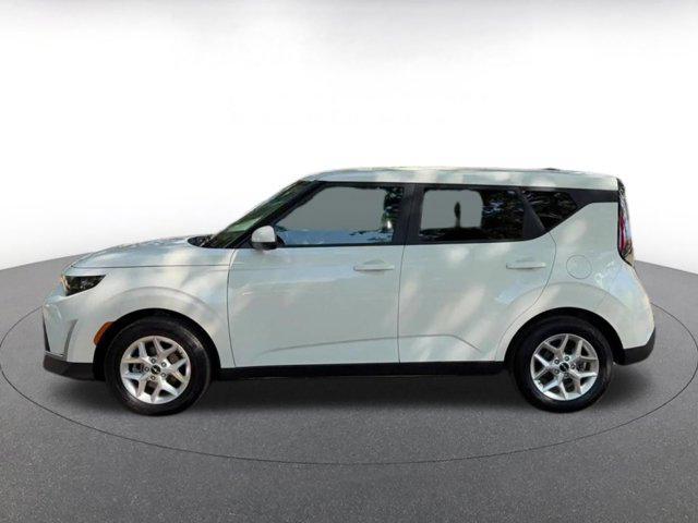 used 2025 Kia Soul car, priced at $17,749
