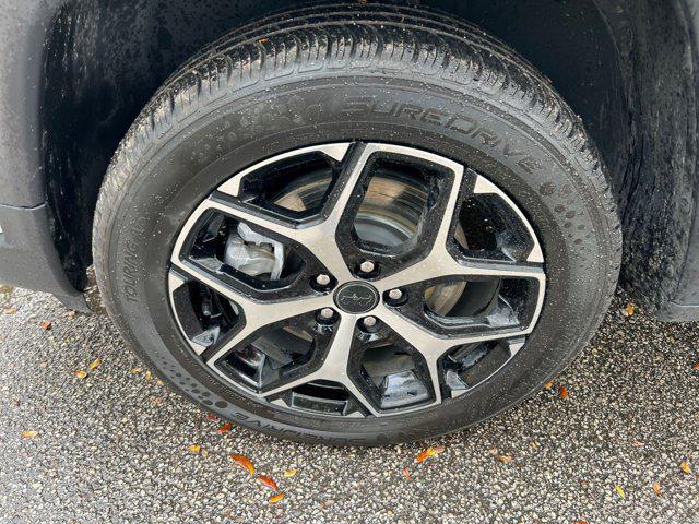 used 2025 Jeep Compass car, priced at $22,000