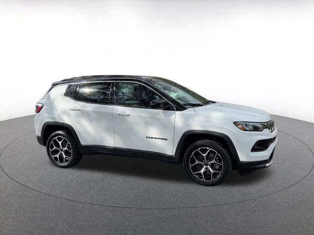 used 2025 Jeep Compass car, priced at $22,000