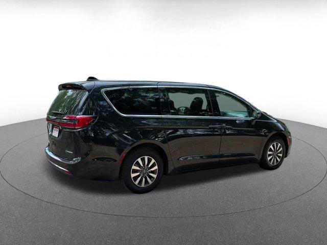 used 2023 Chrysler Pacifica Hybrid car, priced at $24,339