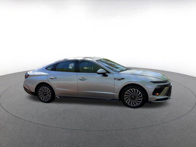 used 2025 Hyundai Sonata Hybrid car, priced at $22,995