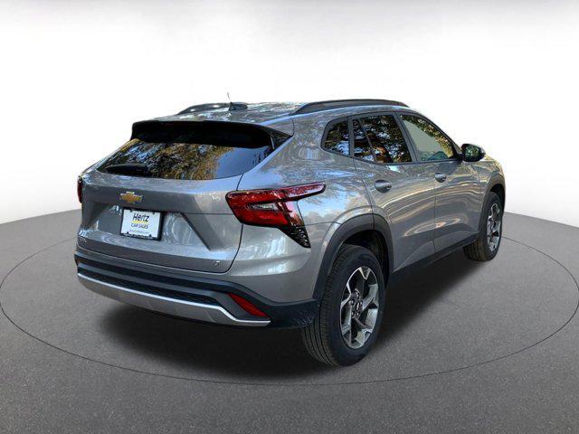 used 2025 Chevrolet Trax car, priced at $19,761