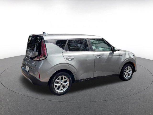 used 2025 Kia Soul car, priced at $17,298