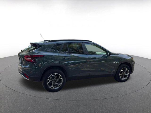 used 2025 Chevrolet Trax car, priced at $18,529